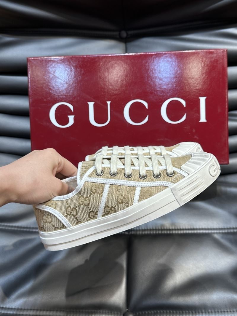 Gucci Low Shoes